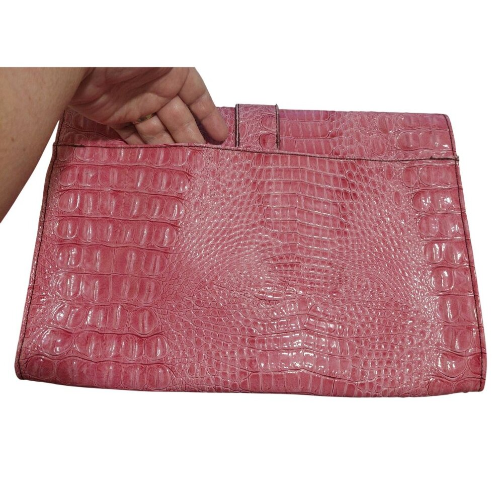 Jessica Simpson Fushia Pink Faux Crocodile-Embossed Pacha Envelope Clutch - Picture 2 of 8